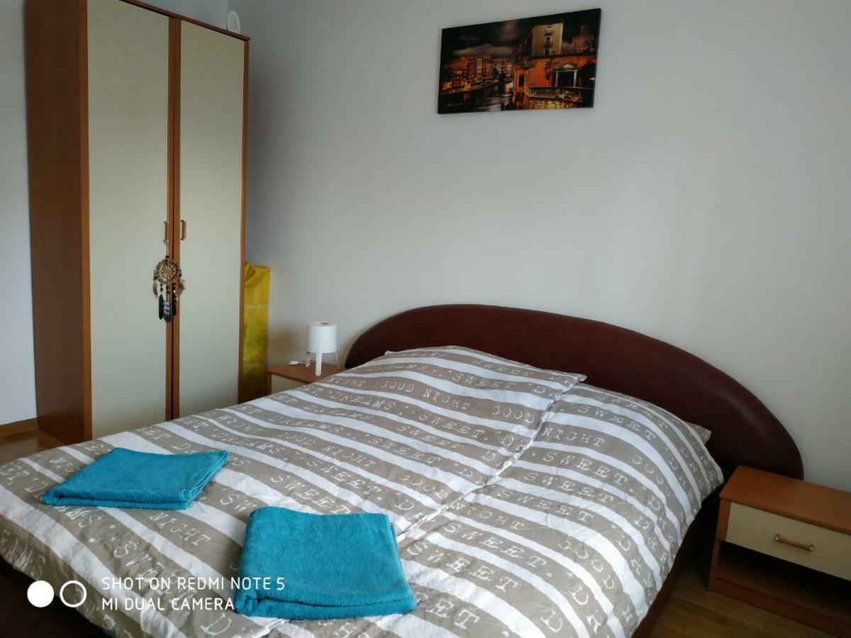 Apartment Jelena Zrenjanin Bagian luar foto